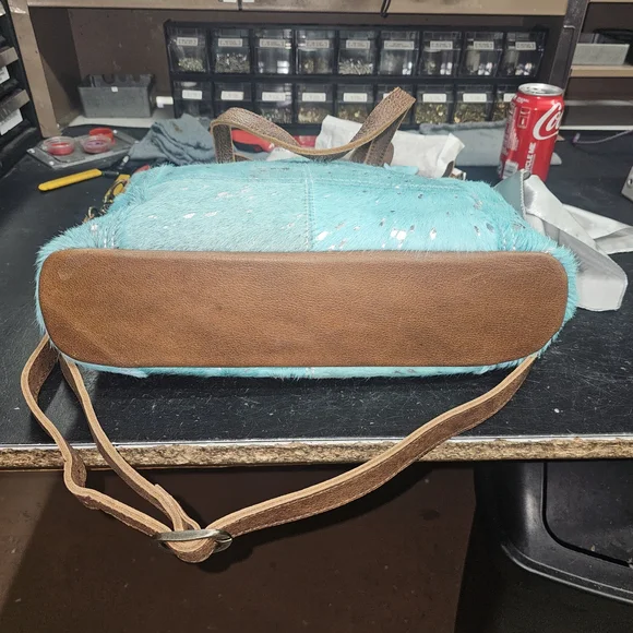American Darling Turquoise Tote Bag with Brown Leather Accents - Picture 6 of 6